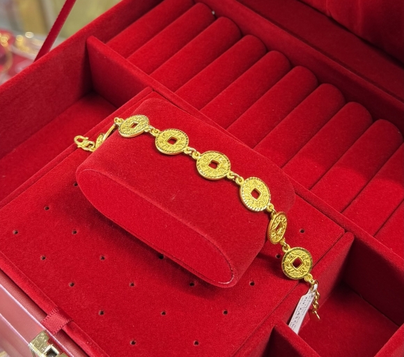 Lắc Đồng Tiền 