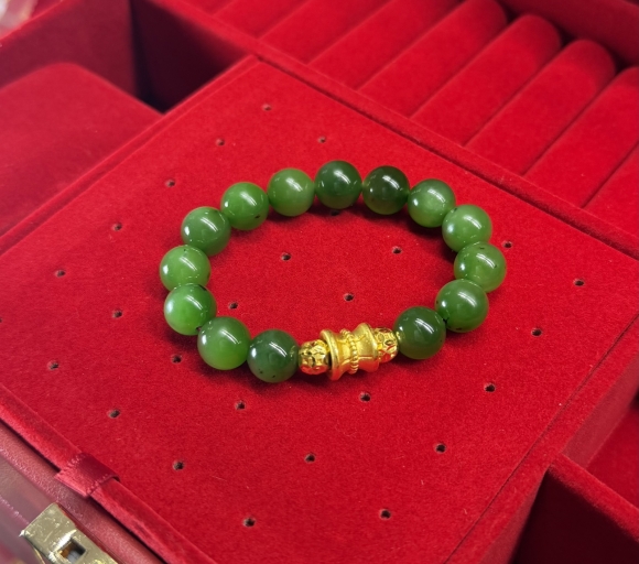 Vòng Chuỗi Xanh Phối 3 Charm Vàng 