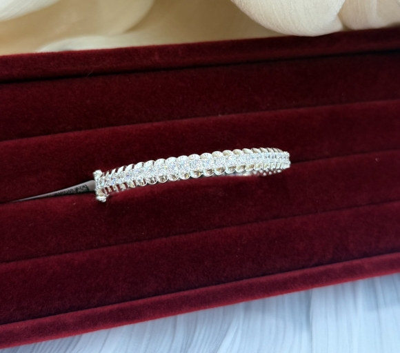 Vòng kiểu full tấm 