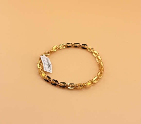 Lắc Chữ Công Bảng To