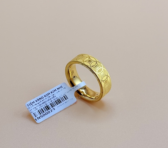 Nhẫn Khắc Kim Tiền