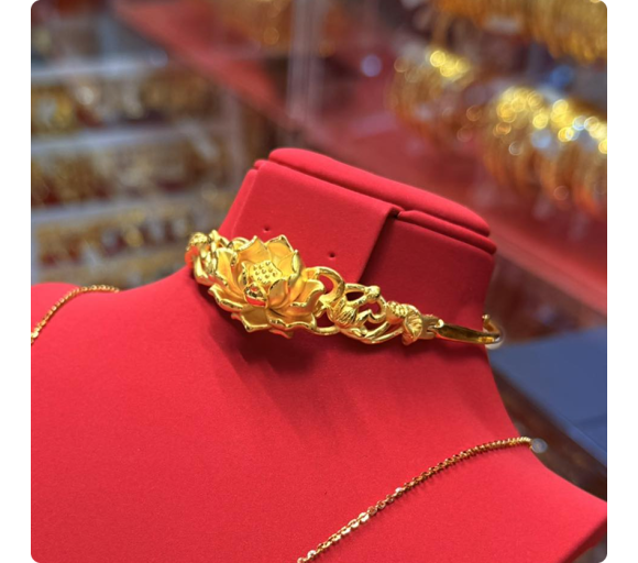 Tiêu đề trang sức
