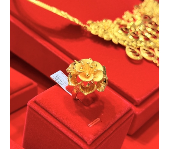 Nhẫn Hoa Mai