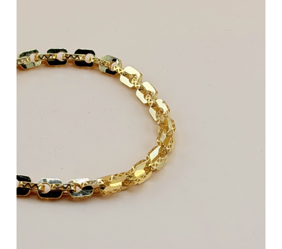 Lắc Chữ Công Bảng To